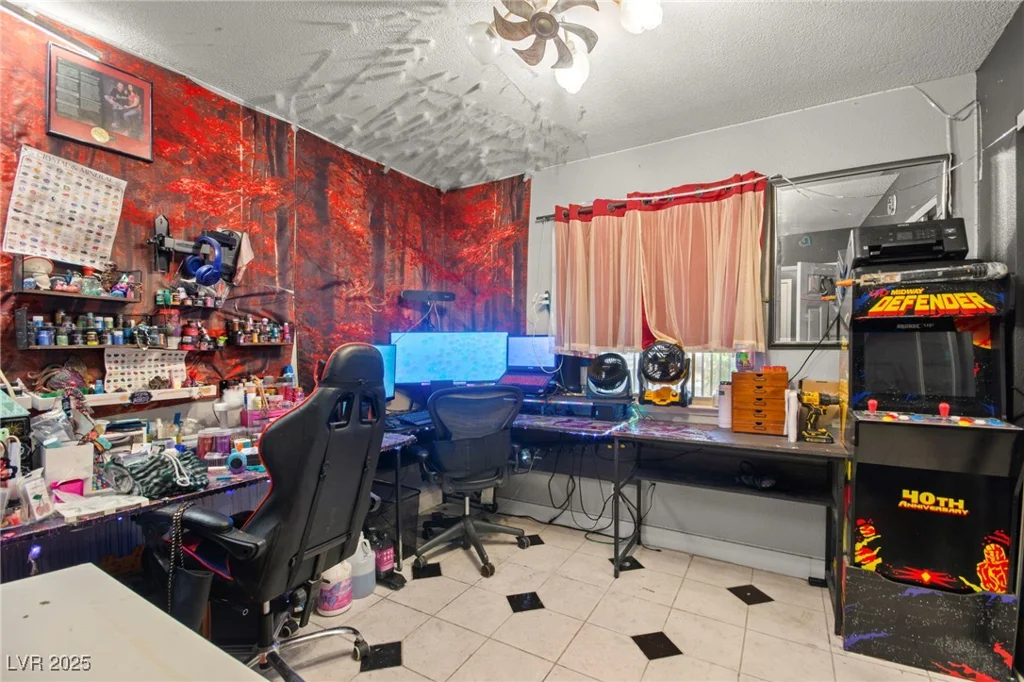 251 Las Palmaritas, Las Vegas, NV 89110