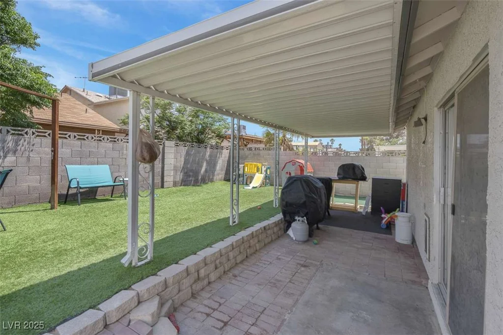 1622 Lorna, Henderson, NV 89011