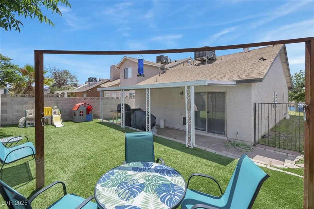 1622 Lorna, Henderson, NV 89011