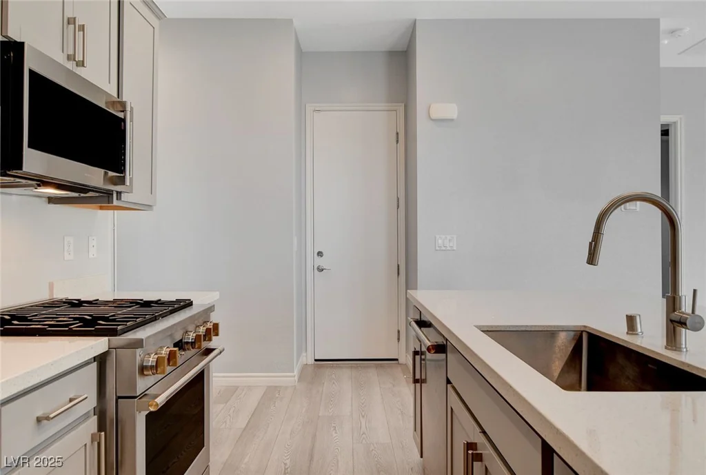 924 Allister Fields, Las Vegas, NV 89138