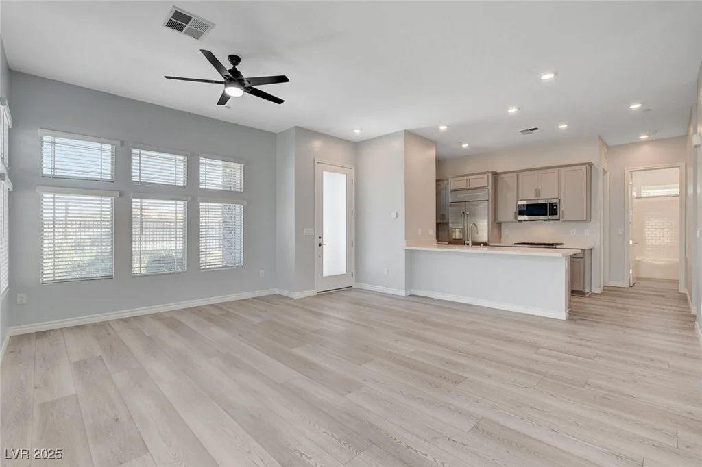 924 Allister Fields, Las Vegas, NV 89138