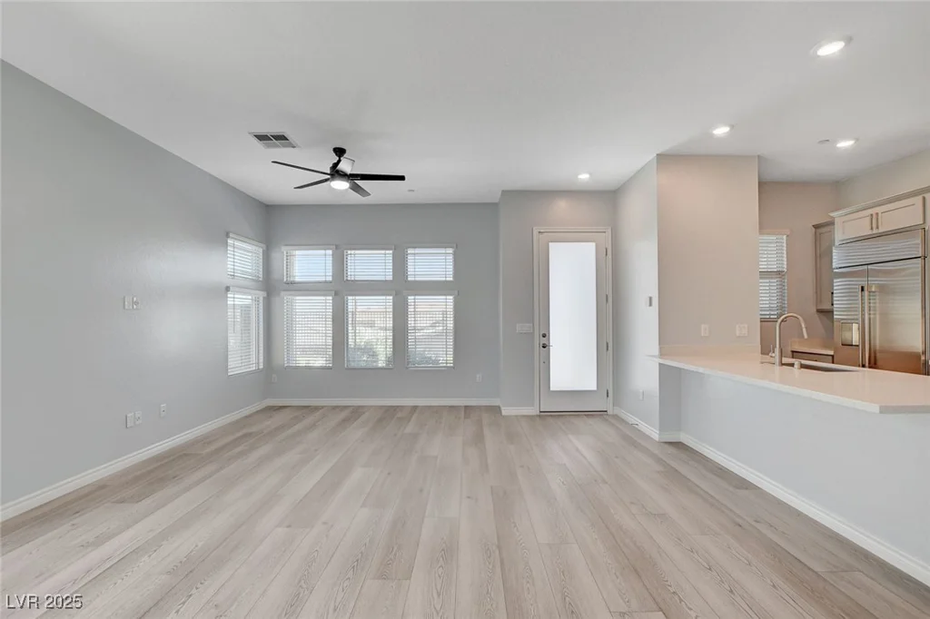 924 Allister Fields, Las Vegas, NV 89138