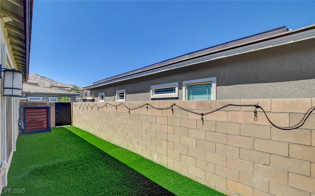 924 Allister Fields, Las Vegas, NV 89138