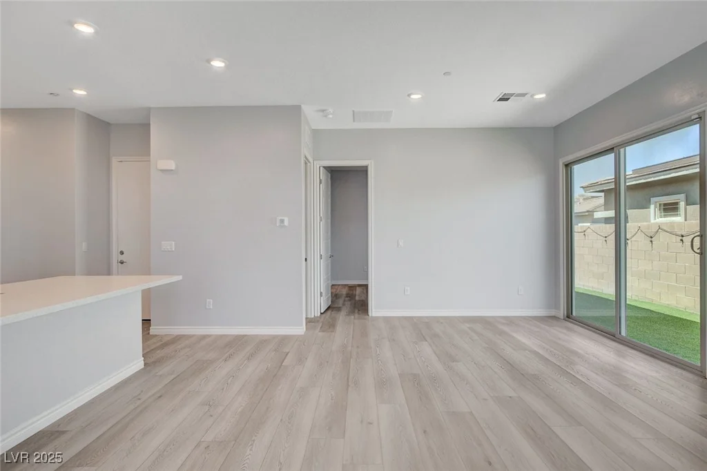 924 Allister Fields, Las Vegas, NV 89138