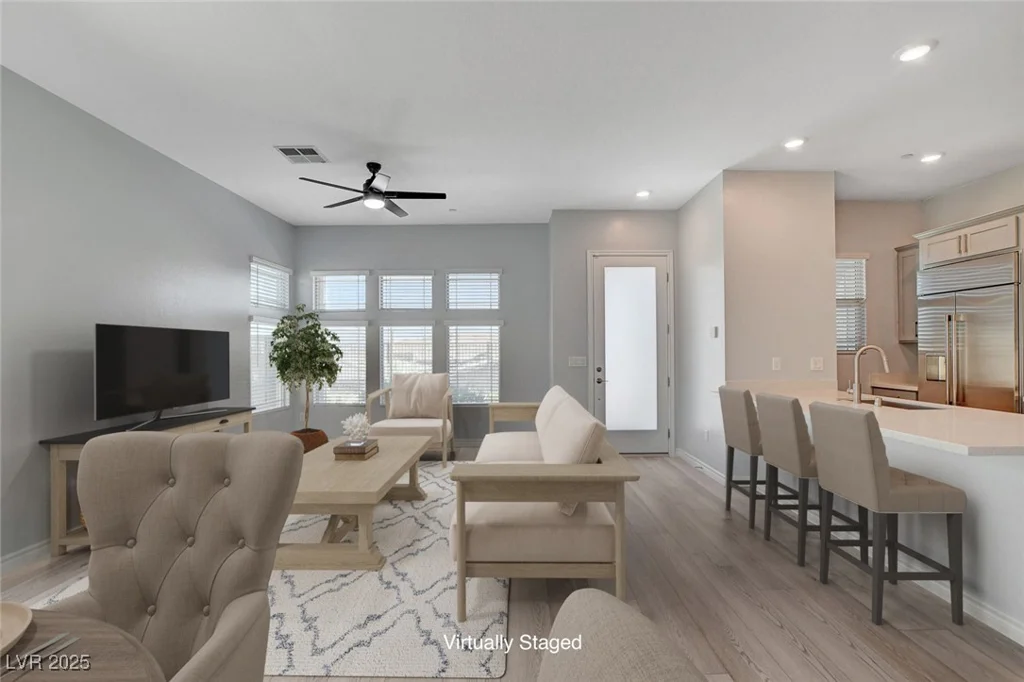 924 Allister Fields, Las Vegas, NV 89138