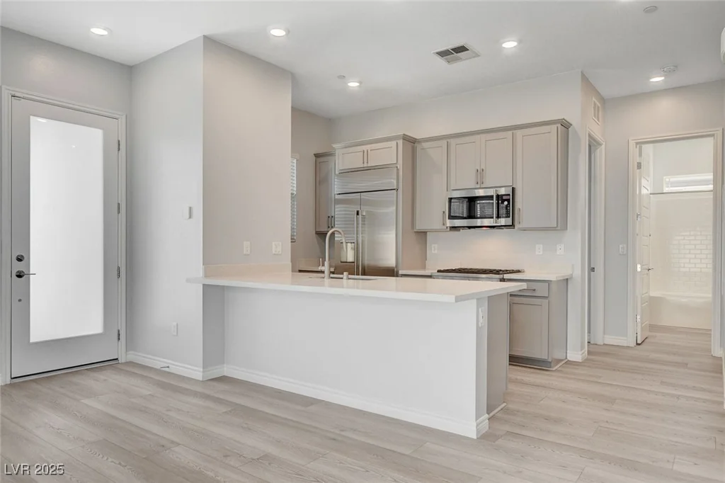924 Allister Fields, Las Vegas, NV 89138