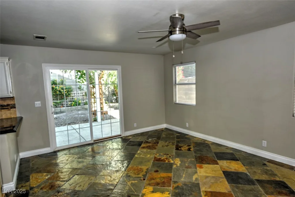 7429 Fencerow, Las Vegas, NV 89131
