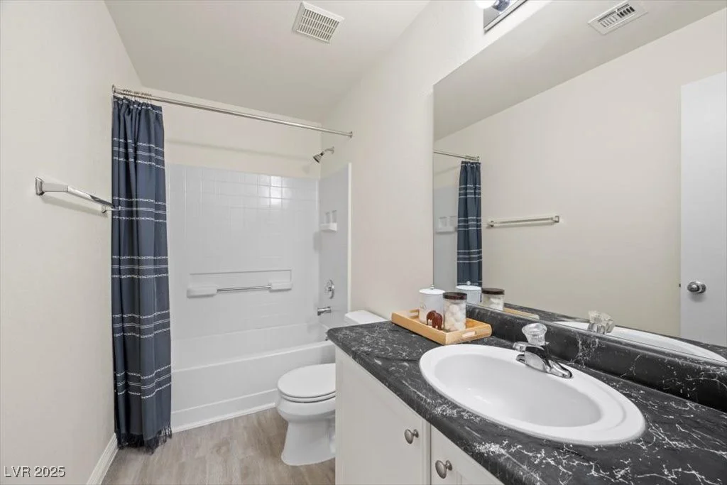6729 Churnet Valley, Las Vegas, NV 89139