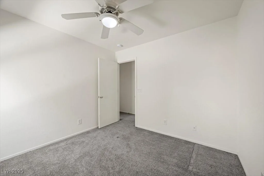 6729 Churnet Valley, Las Vegas, NV 89139
