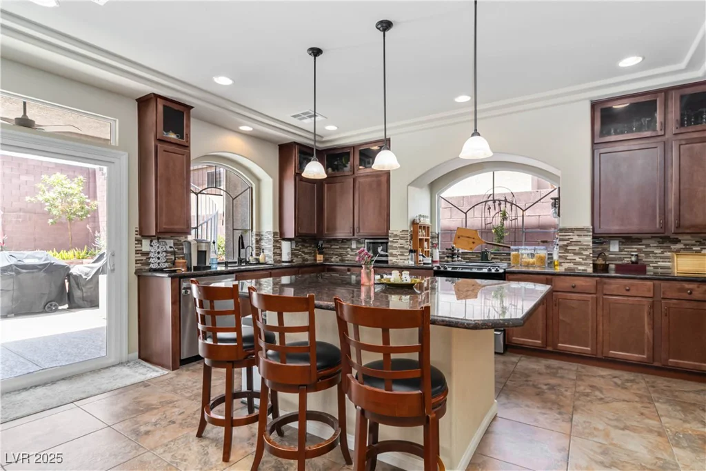 8275 Old Creek Ranch, Las Vegas, NV 89139