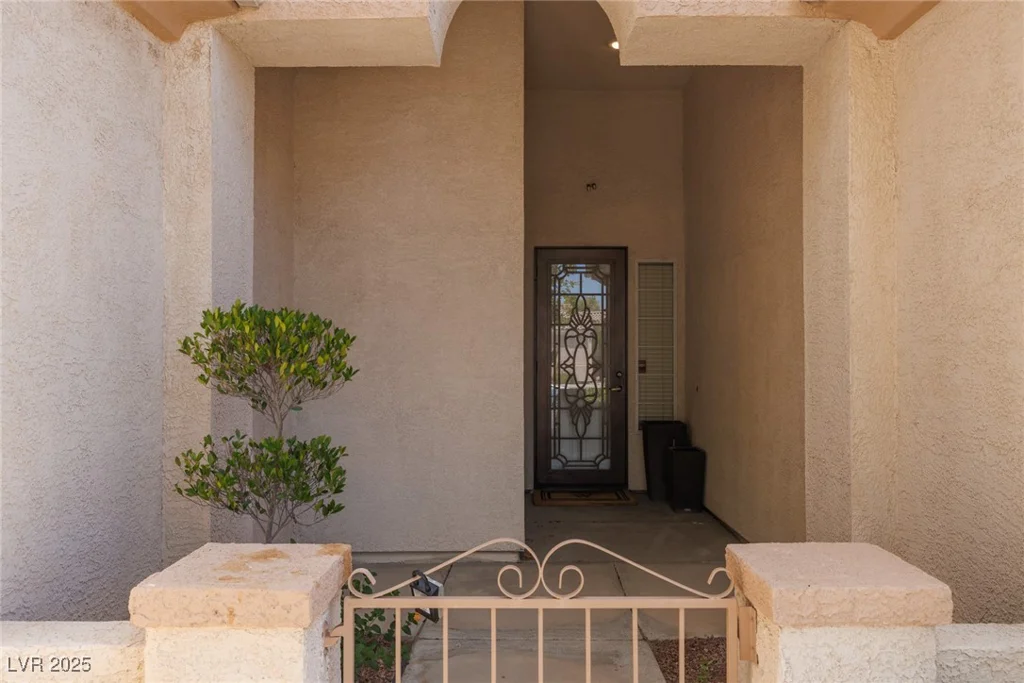 3522 Shonna, North Las Vegas, NV 89032