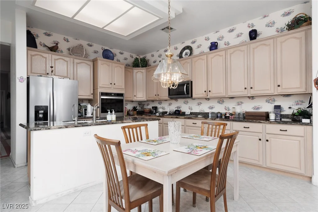 3522 Shonna, North Las Vegas, NV 89032