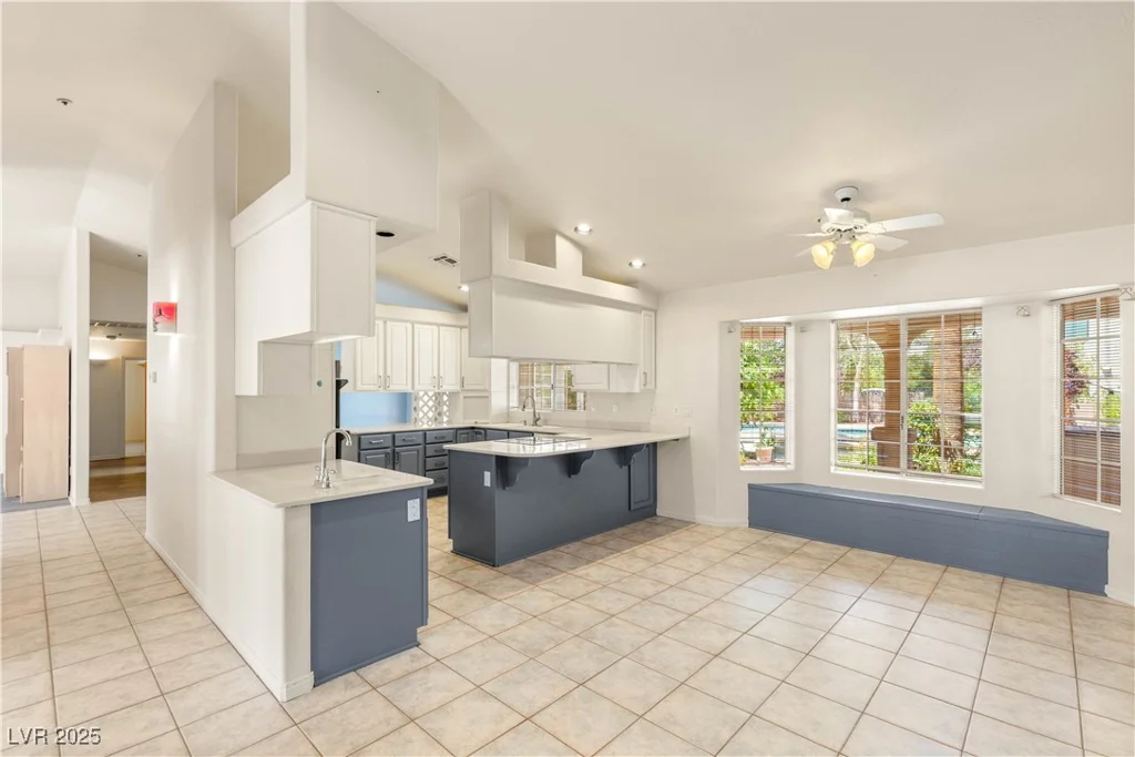 7110 La Cienega, Las Vegas, NV 89119