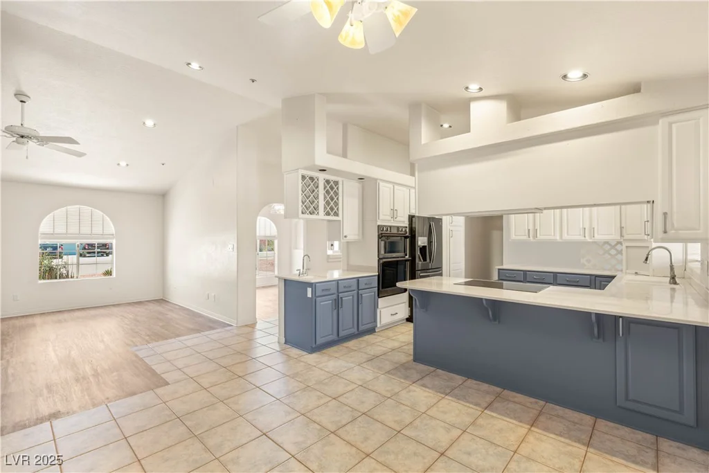 7110 La Cienega, Las Vegas, NV 89119