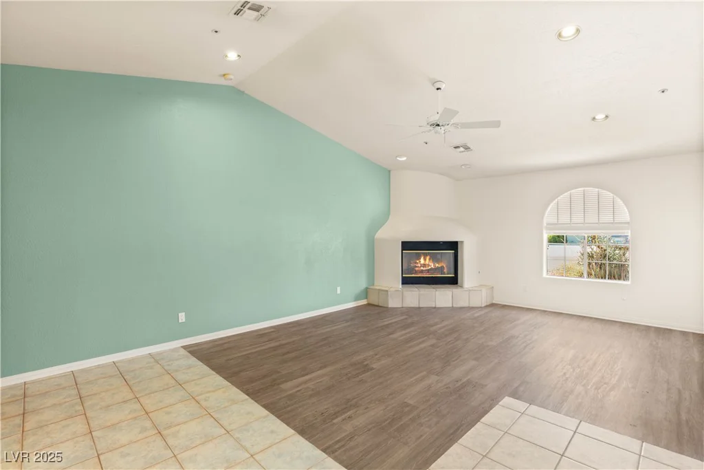 7110 La Cienega, Las Vegas, NV 89119