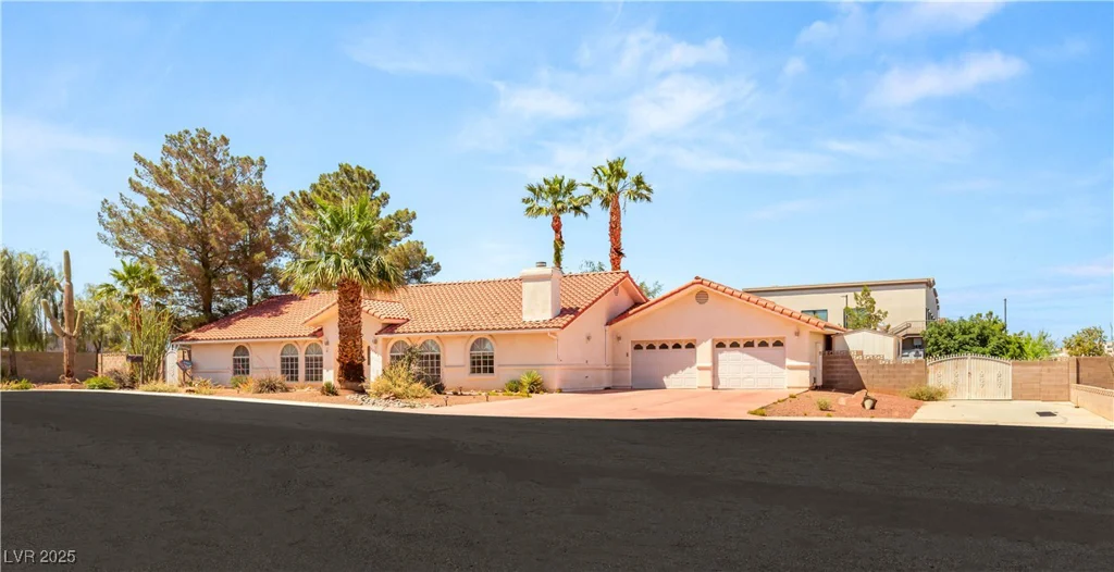 7110 La Cienega, Las Vegas, NV 89119