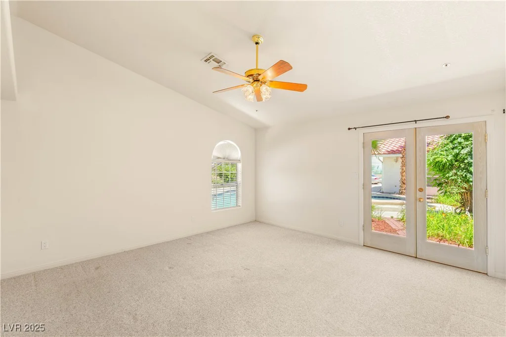 7110 La Cienega, Las Vegas, NV 89119