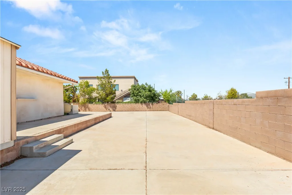 7110 La Cienega, Las Vegas, NV 89119
