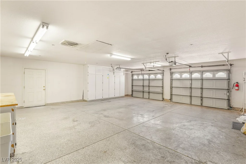 7110 La Cienega, Las Vegas, NV 89119