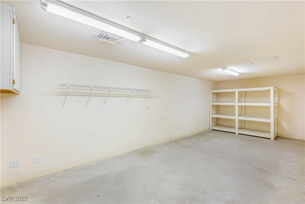 7110 La Cienega, Las Vegas, NV 89119