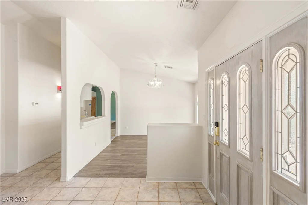 7110 La Cienega, Las Vegas, NV 89119