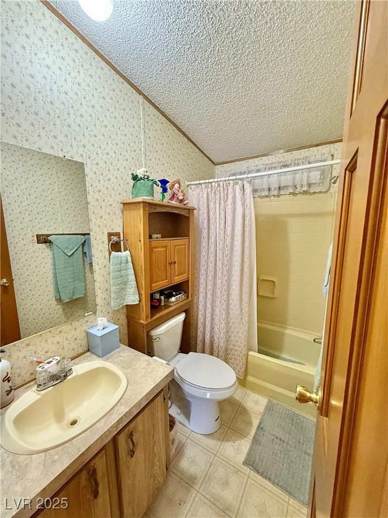 1830 Quintearo, Las Vegas, NV 89115