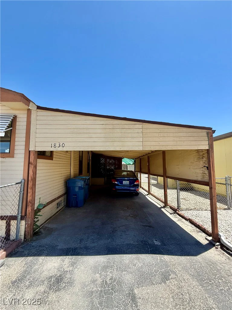 1830 Quintearo, Las Vegas, NV 89115