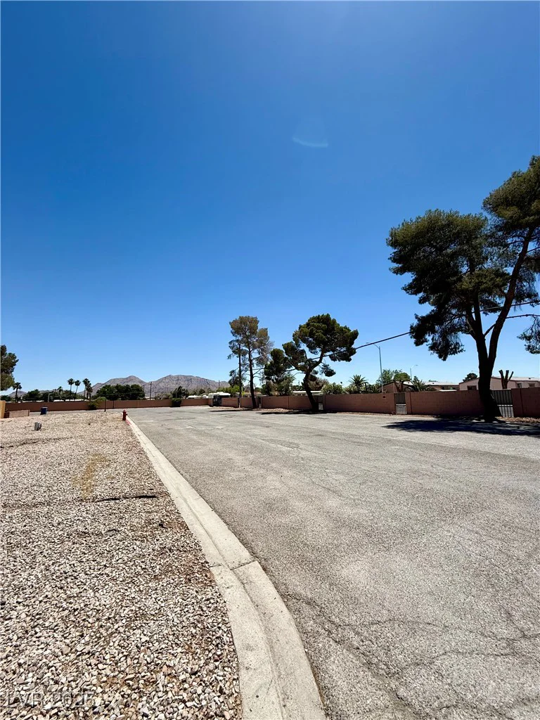 1830 Quintearo, Las Vegas, NV 89115