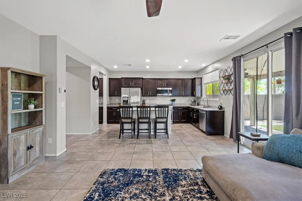 4511 Stardusk Falls, North Las Vegas, NV 89084