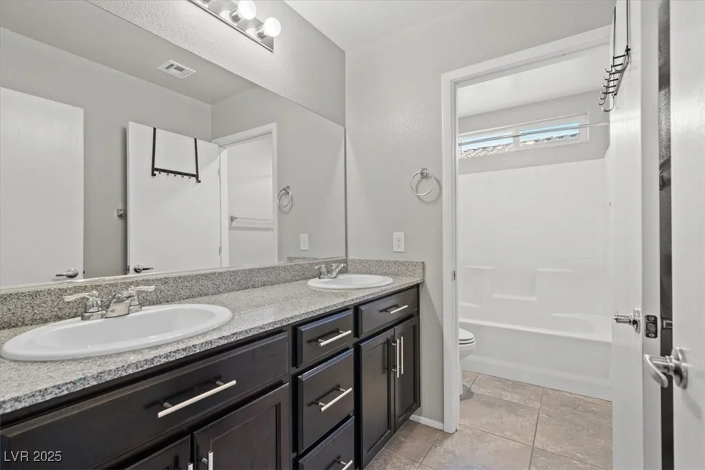 4511 Stardusk Falls, North Las Vegas, NV 89084