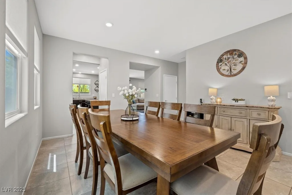 4511 Stardusk Falls, North Las Vegas, NV 89084