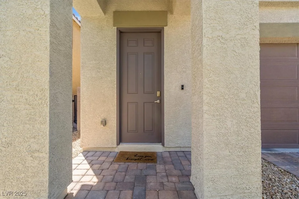 4511 Stardusk Falls, North Las Vegas, NV 89084