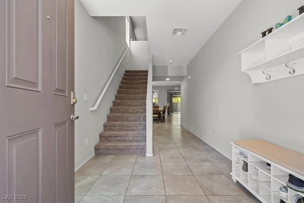 4511 Stardusk Falls, North Las Vegas, NV 89084