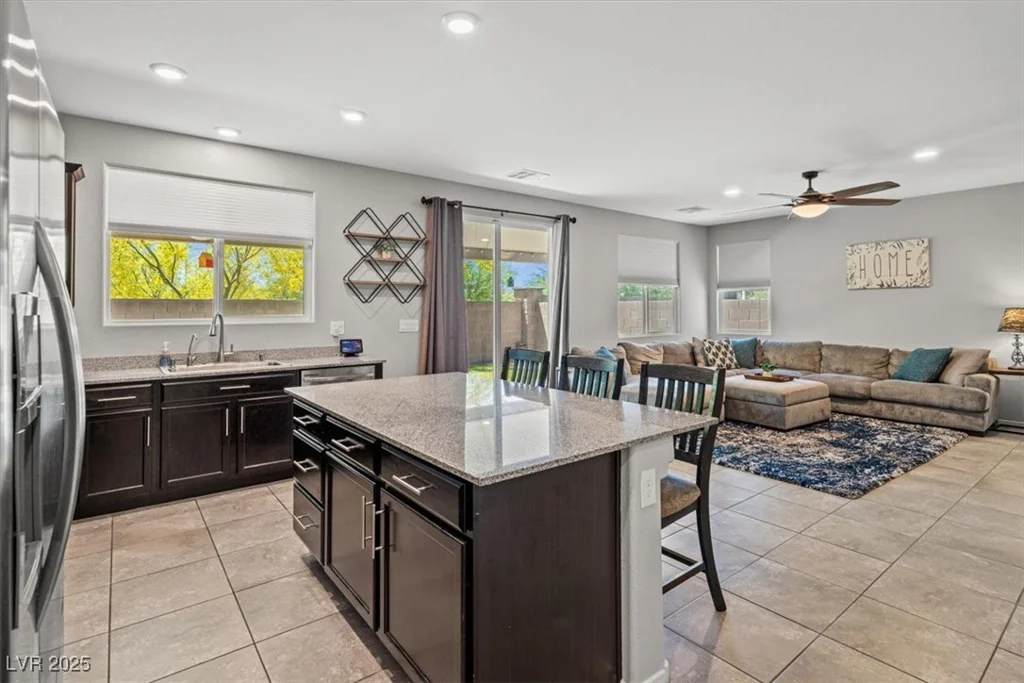 4511 Stardusk Falls, North Las Vegas, NV 89084