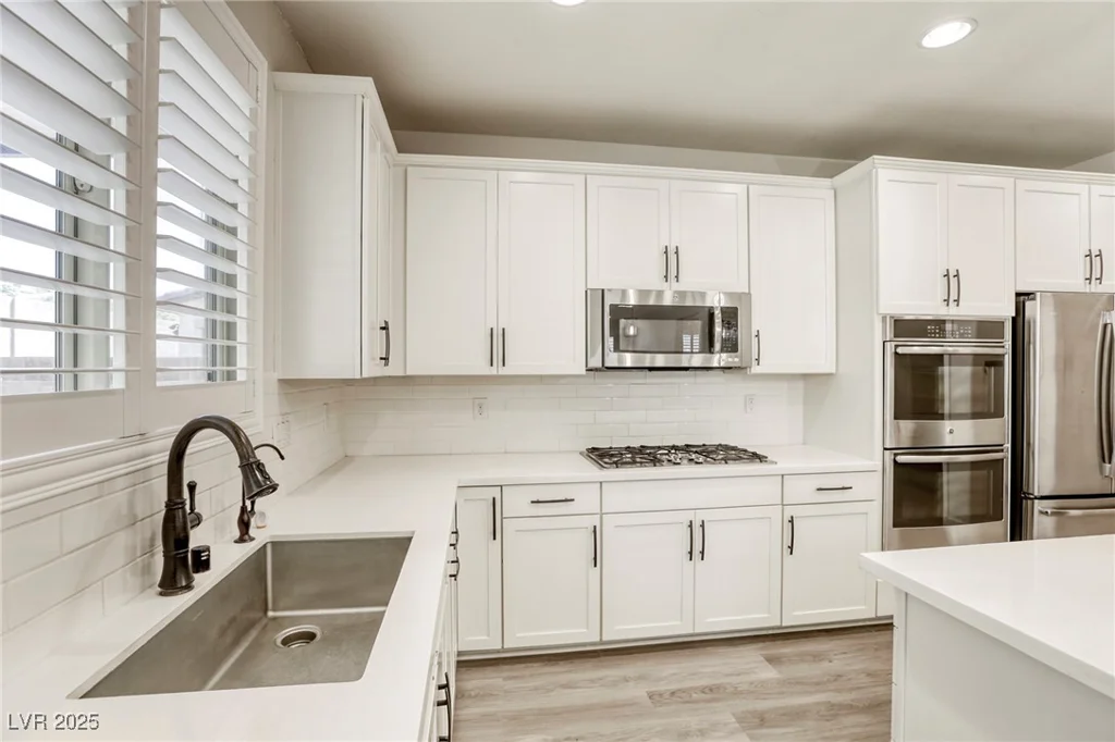 10164 Phelps Lake, Las Vegas, NV 89148