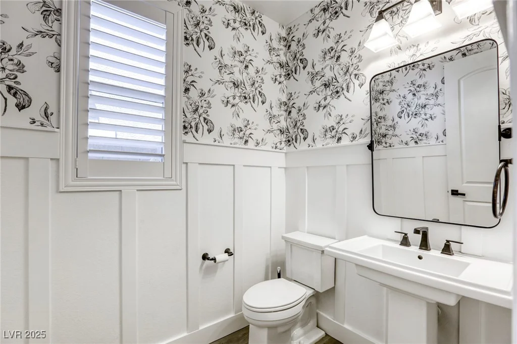 10164 Phelps Lake, Las Vegas, NV 89148