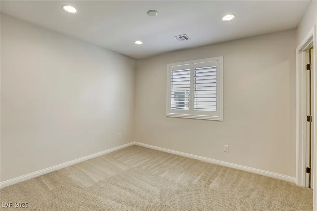 10164 Phelps Lake, Las Vegas, NV 89148