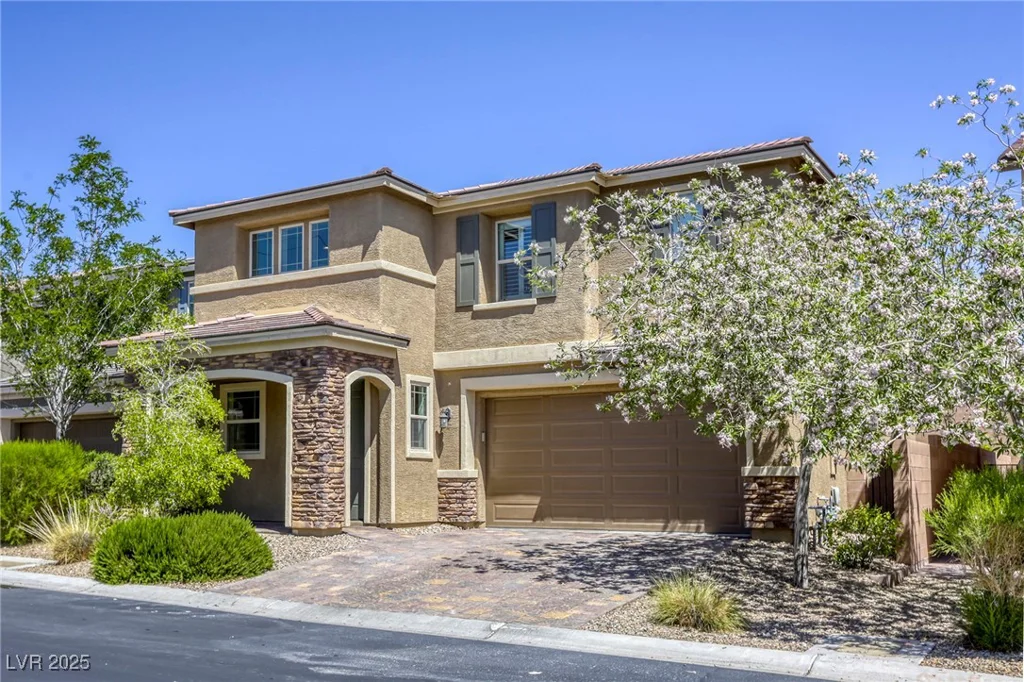 10164 Phelps Lake, Las Vegas, NV 89148