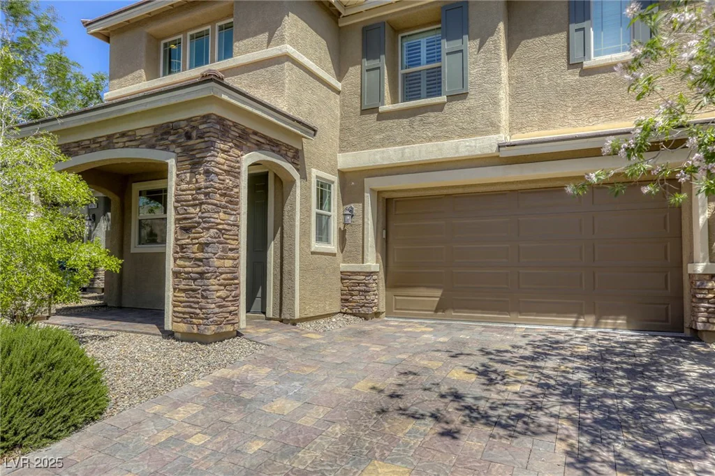 10164 Phelps Lake, Las Vegas, NV 89148