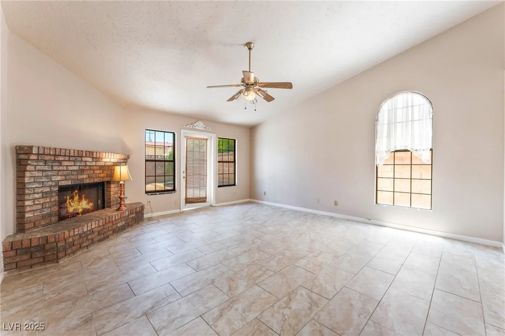 4378 Cherrystone, Las Vegas, NV 89121
