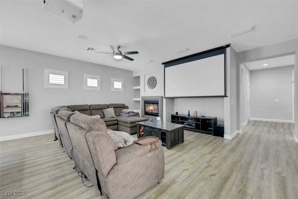 8836 Martin Downs, Las Vegas, NV 89131