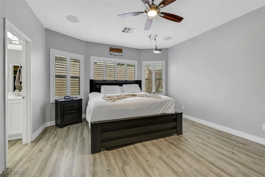 8836 Martin Downs, Las Vegas, NV 89131