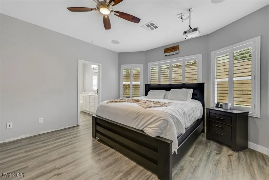8836 Martin Downs, Las Vegas, NV 89131