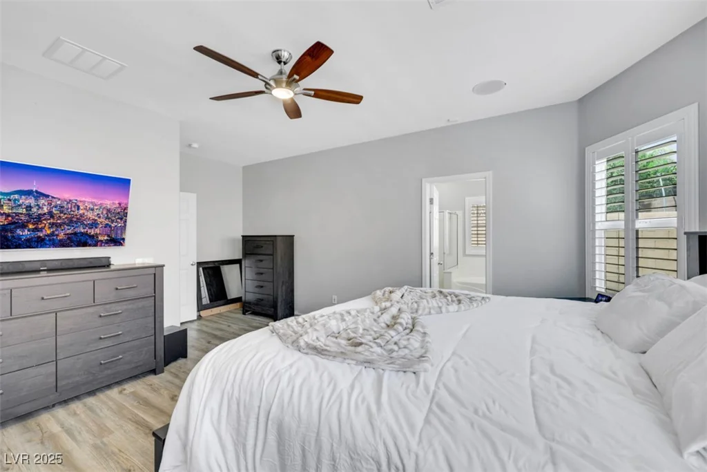 8836 Martin Downs, Las Vegas, NV 89131
