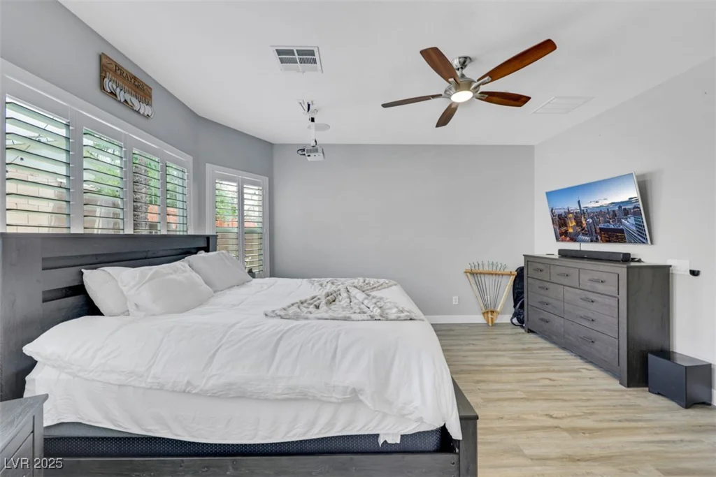 8836 Martin Downs, Las Vegas, NV 89131