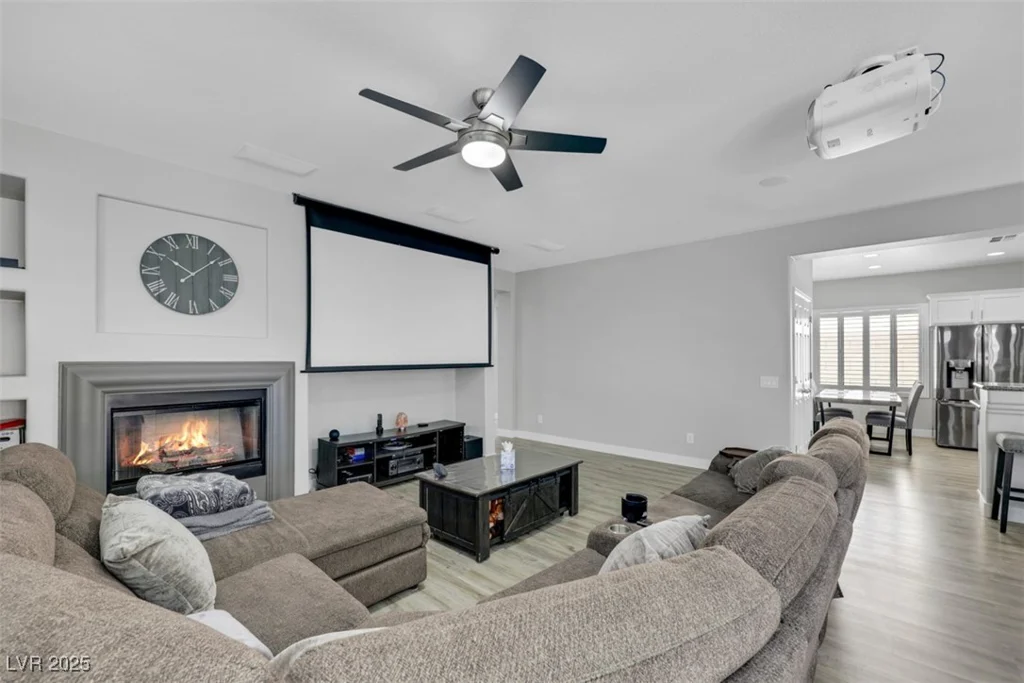8836 Martin Downs, Las Vegas, NV 89131