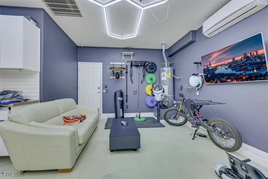 8836 Martin Downs, Las Vegas, NV 89131