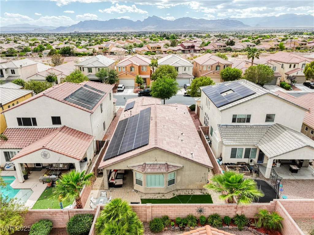 8836 Martin Downs, Las Vegas, NV 89131