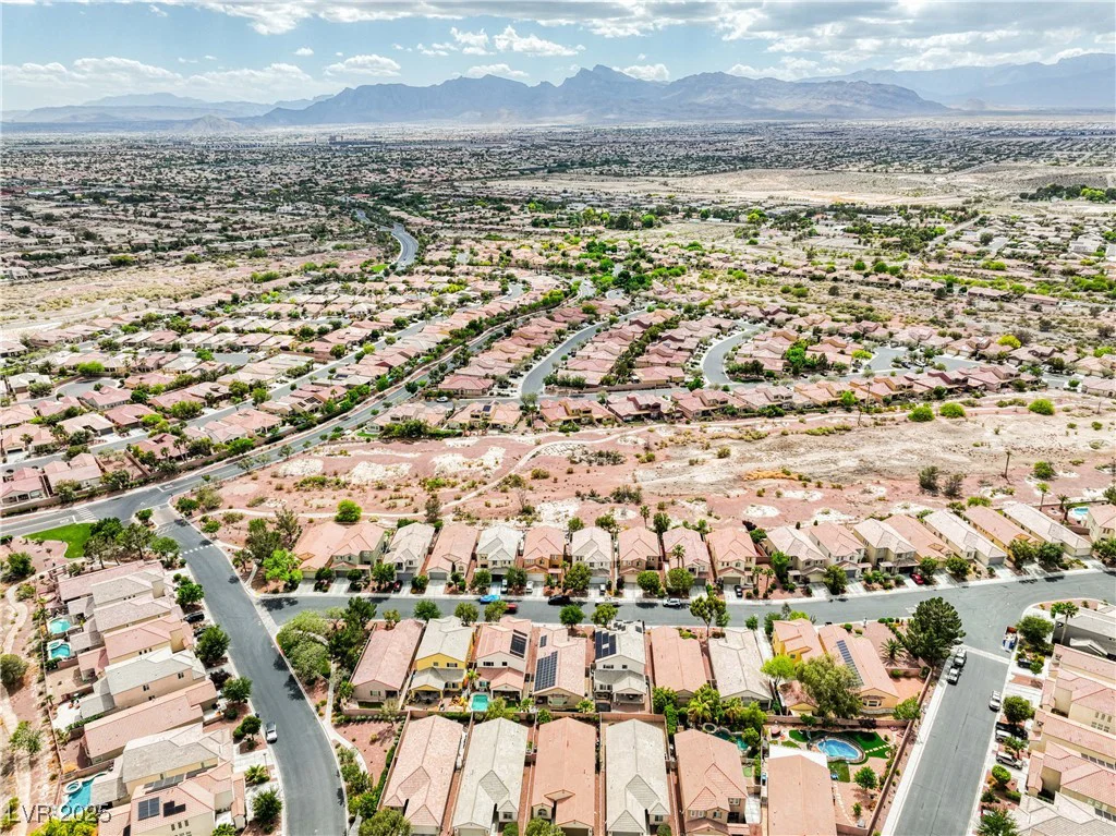 8836 Martin Downs, Las Vegas, NV 89131