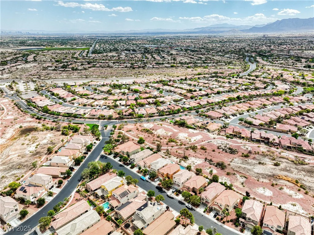 8836 Martin Downs, Las Vegas, NV 89131